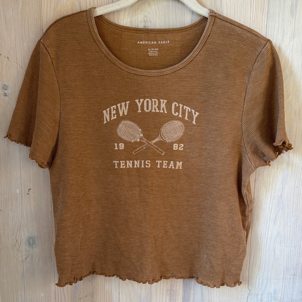 American Eagle Outfitters Rust Brown Graphic Waffle cropped Knit Tee sz XL